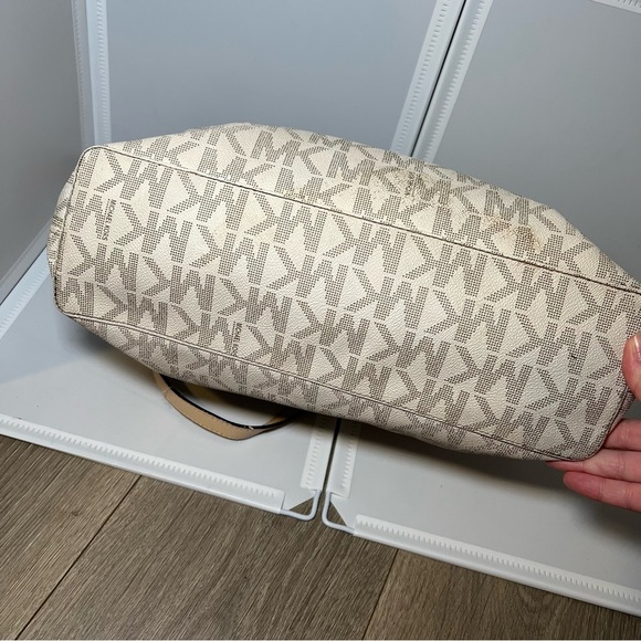 MICHAEL KORS Studio Signature White Tan EMRY Large Top Zip Tote Sections - Picture 6 of 13